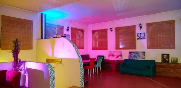 EmpireLoft (ЭмпайрЛофт). Яркий и уютный лофт