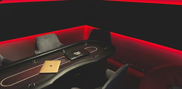 SIMPLE. VIP 1 (СИМПЛ. ВИП 1). Лофт на мансардном этаже с покерным столом