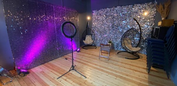 Status Loft (Статус Лофт). Яркий лофт
