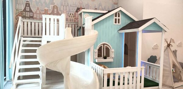 Уютный лофт для детских событий 