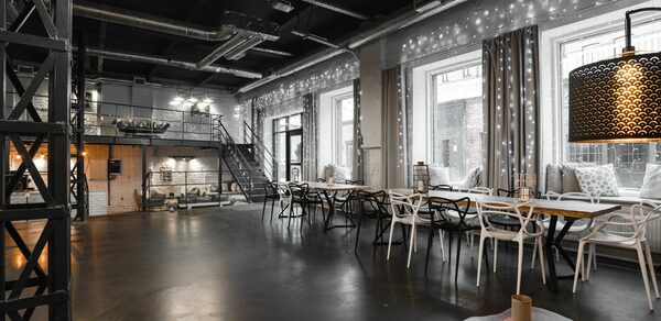 Casa Picassa. Огюст Роден Дизайнерский двухуровневый зал