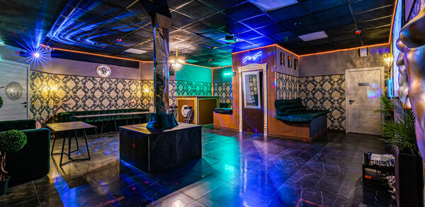 Стильный лофт для вечеринки