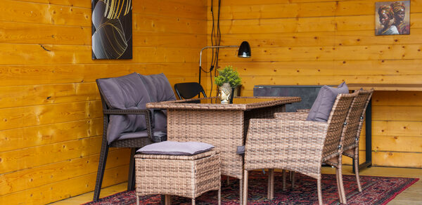 Просторный лофт с верандой и внутренним двориком