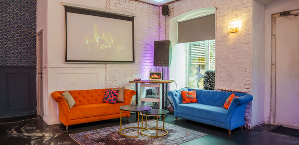 Просторный лофт с верандой и внутренним двориком