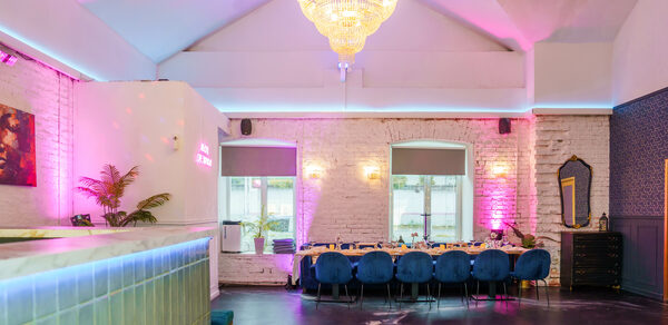 Просторный лофт с верандой и внутренним двориком