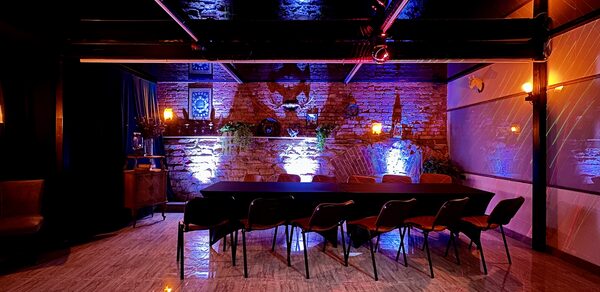 Авторский лофт со светомузыкой