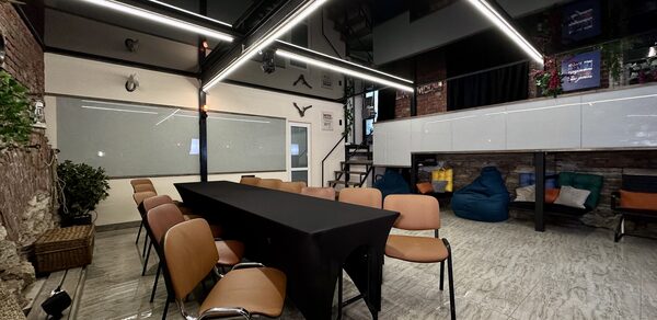 Авторский лофт со светомузыкой