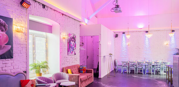 Атмосферное пространство с верандой для любых мероприятий