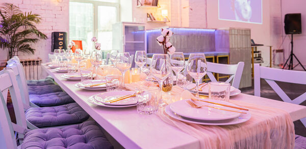 Атмосферное пространство с верандой для любых мероприятий