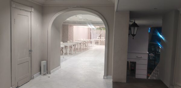 Огромное пространство с фотозонами