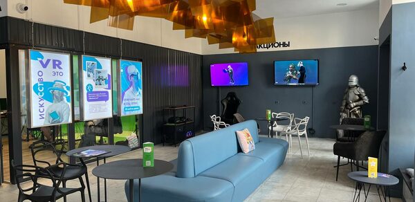 Interactive Space. Современный зал с VR