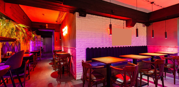 Стильный бар 