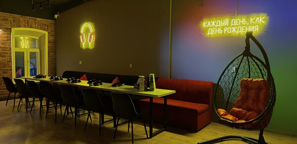 Лофт-зал в классическом стиле