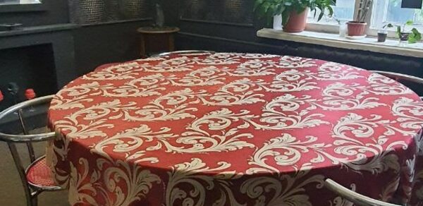 Уютное помещение 20 кв. м с большим окном