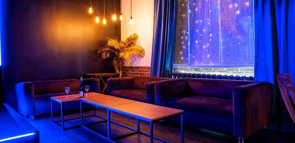 Просторный лофт с грилем и верандой