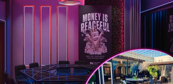 ИглуЛофт. Свифт. Античный лофт-зал с неоном