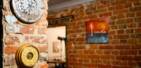 Уютный лофт со сценой