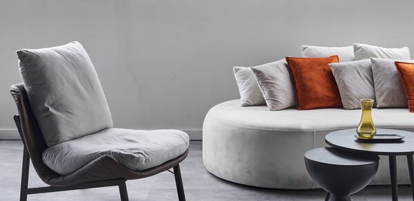 Мусс Лофт. Светлый лофт с верандой на крыше