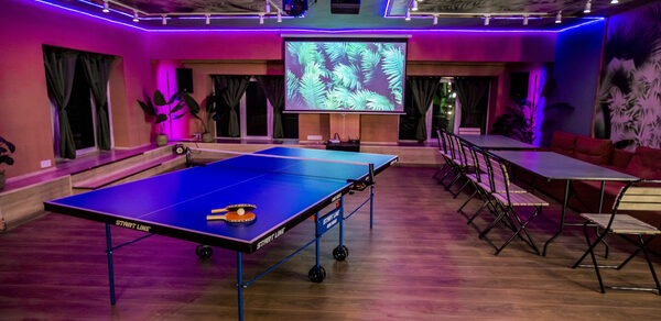 Тропический лофт с современным дизайном и верандой