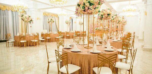 Банкетный зал в стиле классицизм