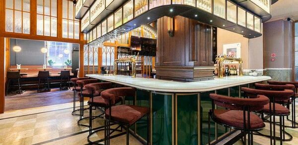 Italica. Банкетный зал в особняке в центре города