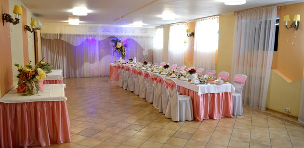 Подкова. Персиковый банкетный зал