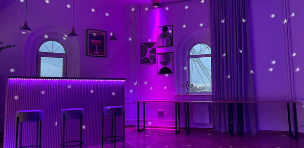 Уютное светлое пространство круглой формы