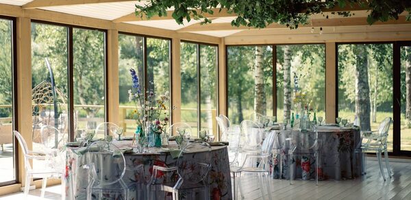 Банкетный зал в загородном клубе "Любовь"