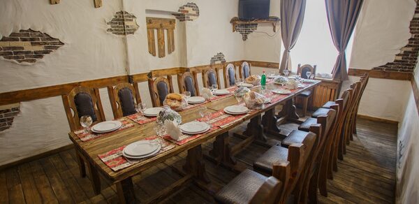 Мираж. Банкетный зал в древнерусском стиле