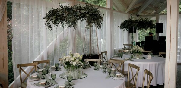 Банкетный зал в Усадьбе Лесной берег