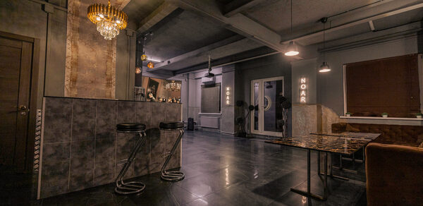 Зал Noar. Эстетичный лофт 