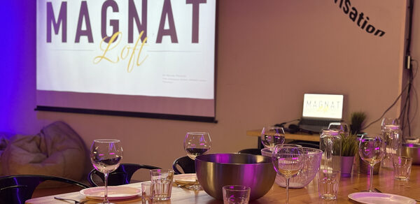 Тёмный лофт с современным дизайном