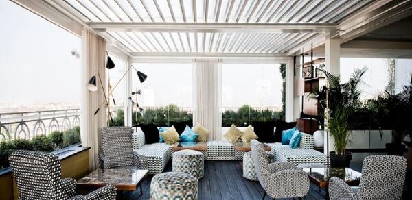 Terrace with a view in San Babila