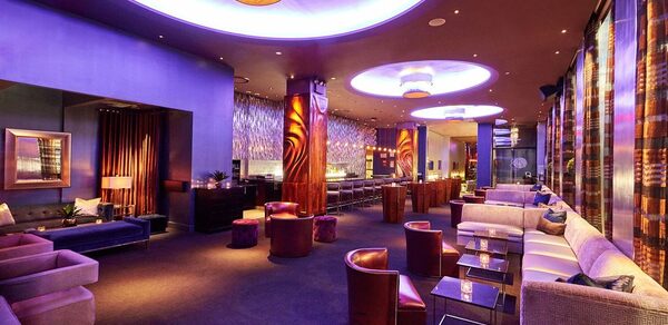 48 Lounge
