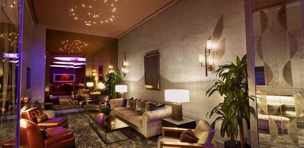 48 Lounge
