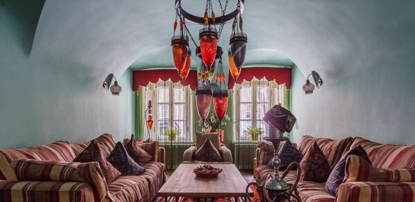 Гусятникоff (Гусятникофф). Банкетный зал в мавританском стиле