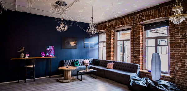 Винтажный лофт-зал 