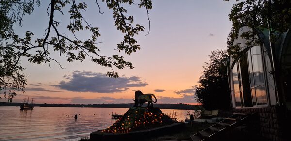 Шатры в комплексе «Малибу»