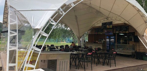 Шатер и огромная территория до 1000 человек