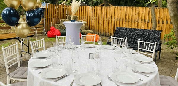 Небольшой домик и пикник зона