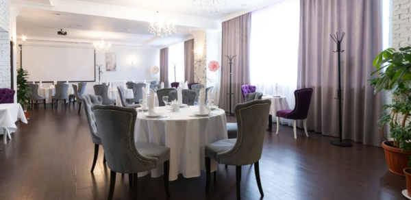 Кафе Лето.Банкетный зал