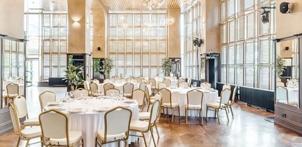 El Graf. Просторный банкетный зал