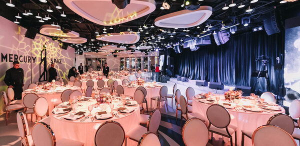 Mercury Space. Роскошный банкетный зал