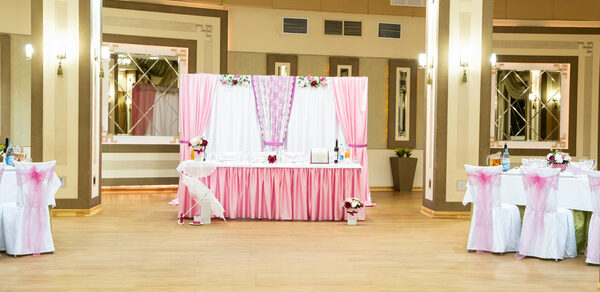 Авантаж. Грандиозный банкетный зал