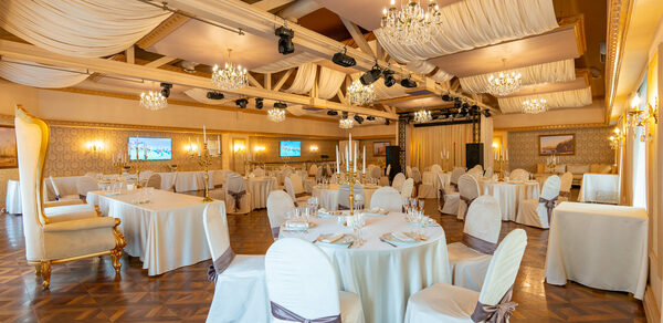 Торжественный банкетный зал