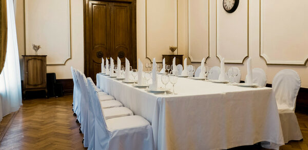 Небольшой банкетный зал