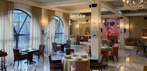 Беладжо. Банкетный зал в средиземноморском стиле