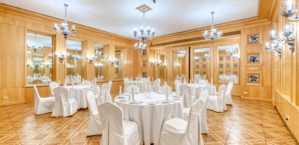 Президент-отель. Атмосферный банкетный зал