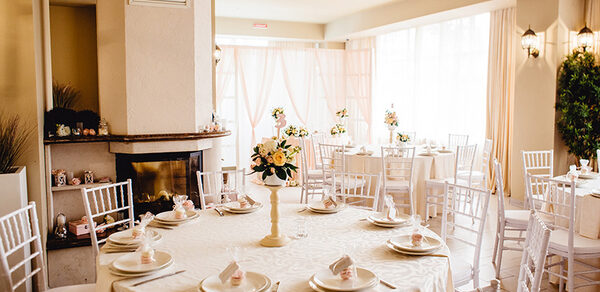 Дизайн Холл. Банкетный зал с камином