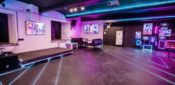 Лофт с уникальным дизайном в центре Москвы 